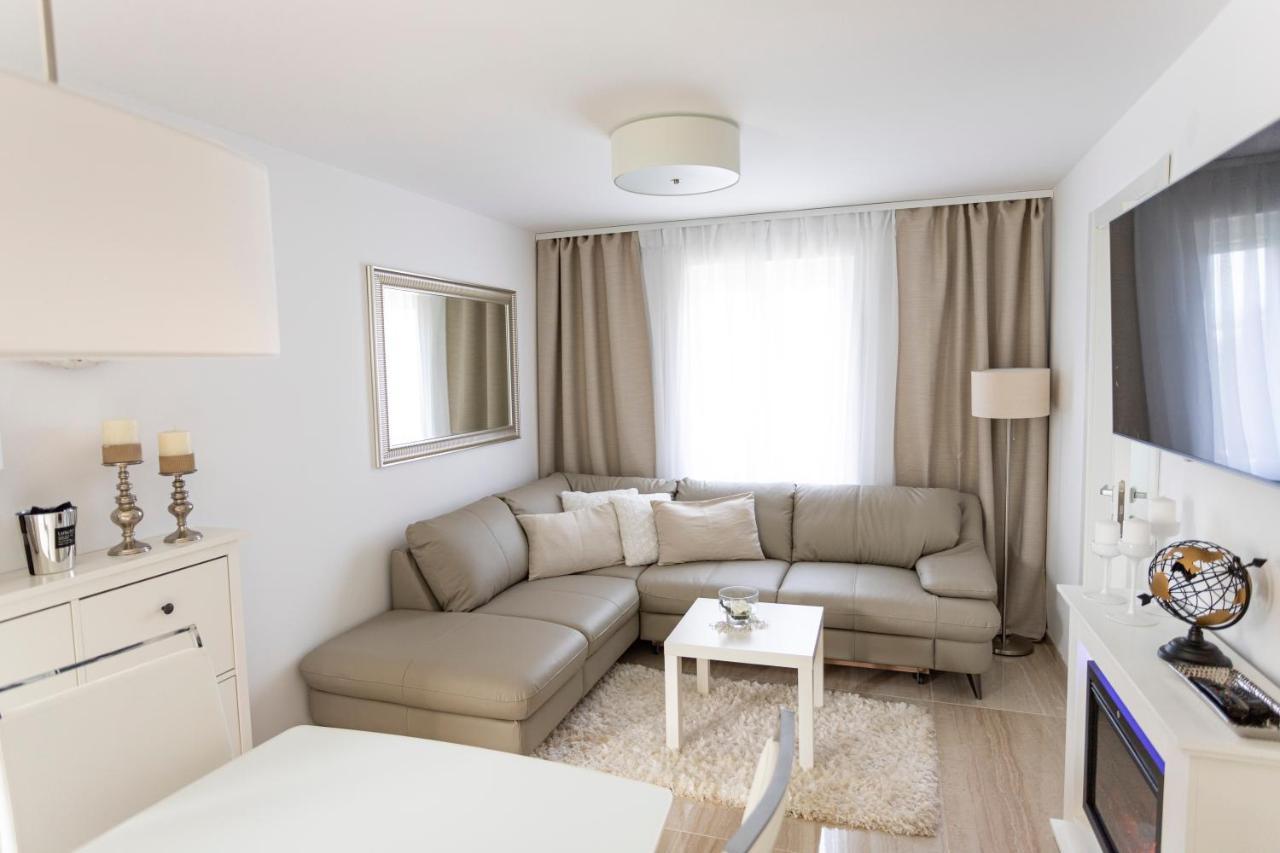 Luxury Mantinela Apartment マリンスカ エクステリア 写真